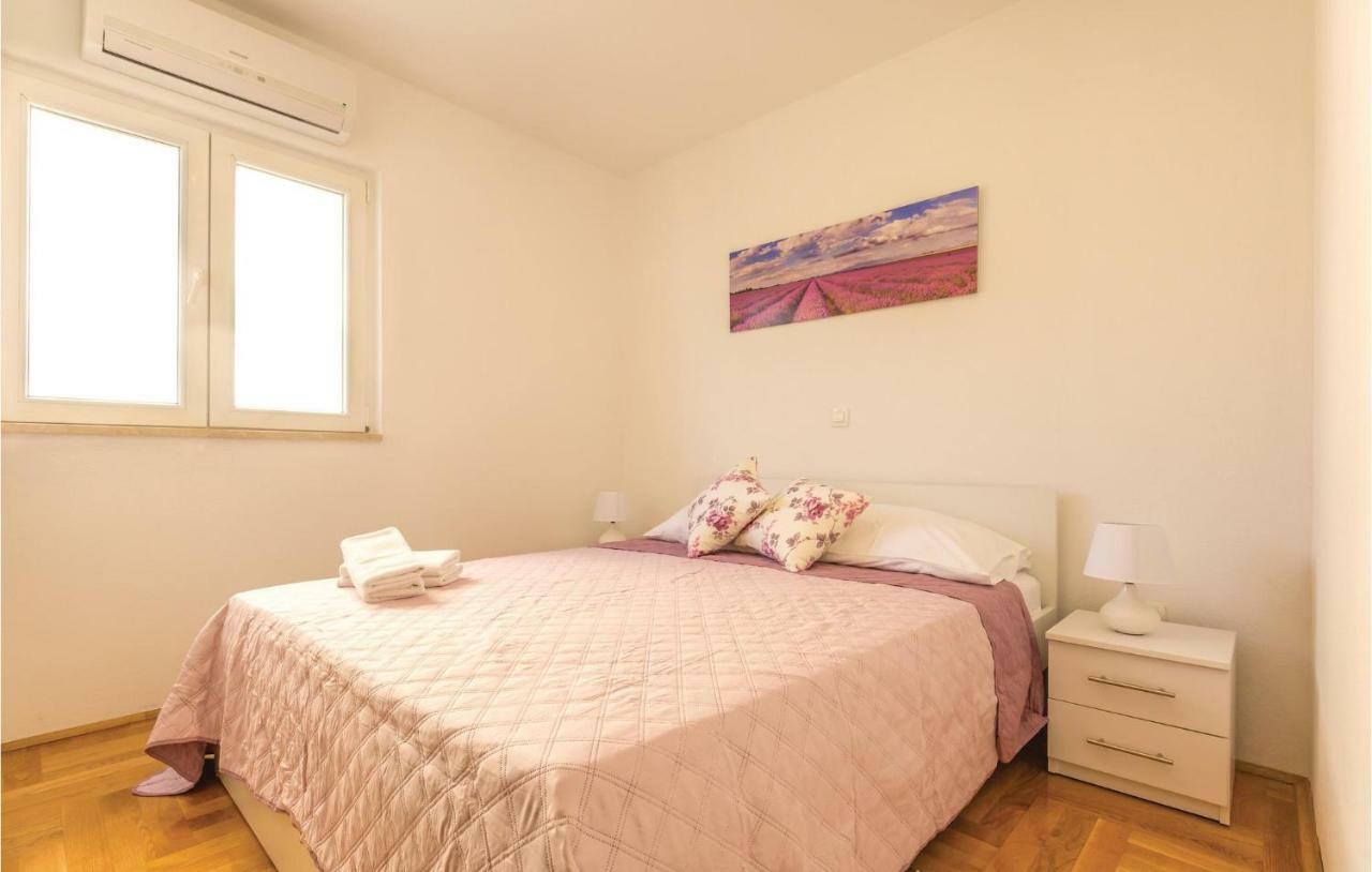 2 Bedroom Cozy Apartment In มาคาร์สกา ภายนอก รูปภาพ